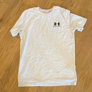 Under Armour gray T-Shirt small